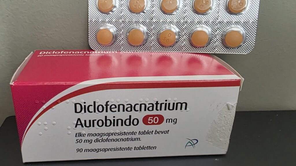 Box of Diclofenac tablets